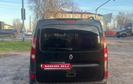 Renault Kangoo II рестайлинг, 2010 год, 600 000 рублей, 4 фотография