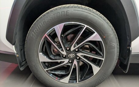 Toyota RAV4, 2021 год, 2 955 000 рублей, 14 фотография