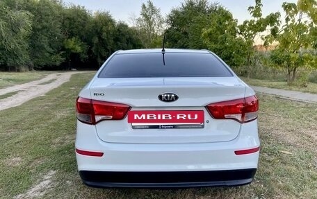KIA Rio III рестайлинг, 2016 год, 780 000 рублей, 4 фотография