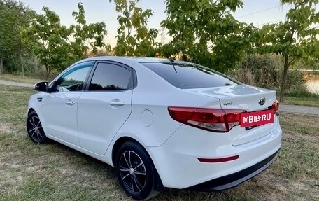 KIA Rio III рестайлинг, 2016 год, 780 000 рублей, 3 фотография