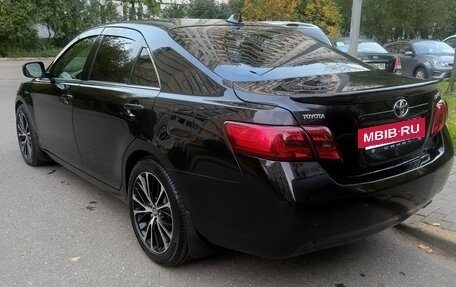 Toyota Camry, 2008 год, 900 000 рублей, 10 фотография