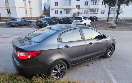 KIA Rio III рестайлинг, 2014 год, 950 000 рублей, 4 фотография