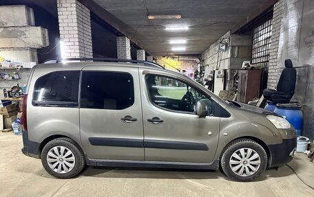 Peugeot Partner II рестайлинг 2, 2012 год, 750 000 рублей, 3 фотография