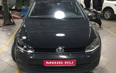 Volkswagen Golf VII рестайлинг, 2013 год, 750 000 рублей, 1 фотография