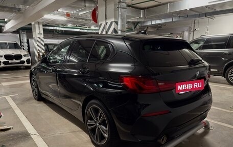 BMW 1 серия, 2020 год, 2 900 000 рублей, 4 фотография