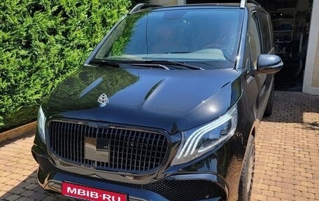 Mercedes-Benz V-Класс, 2022 год, 7 900 000 рублей, 1 фотография
