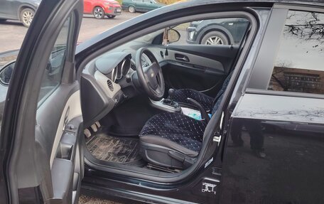 Chevrolet Cruze II, 2013 год, 830 000 рублей, 9 фотография