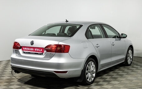Volkswagen Jetta VII, 2012 год, 790 989 рублей, 2 фотография
