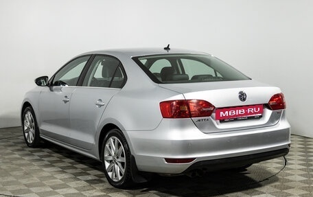Volkswagen Jetta VII, 2012 год, 790 989 рублей, 3 фотография