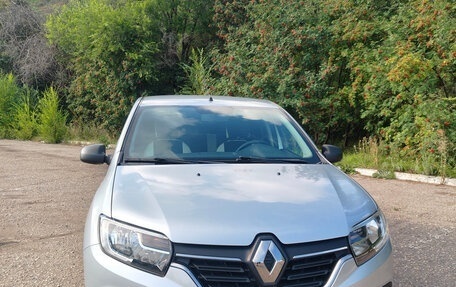 Renault Logan II, 2021 год, 1 170 000 рублей, 2 фотография