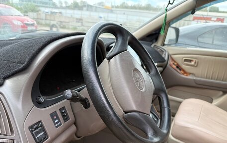 Lexus RX IV рестайлинг, 2000 год, 637 000 рублей, 3 фотография