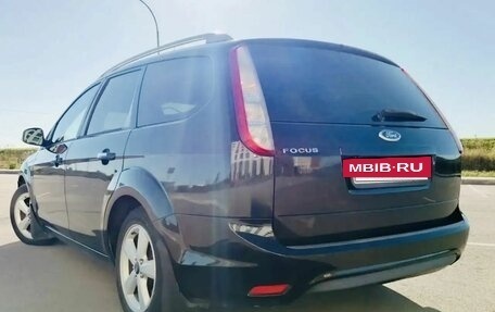 Ford Focus II рестайлинг, 2011 год, 680 000 рублей, 6 фотография