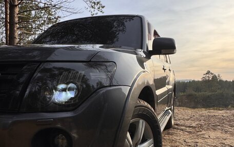Mitsubishi Pajero IV рестайлинг 2, 2013 год, 1 850 000 рублей, 9 фотография