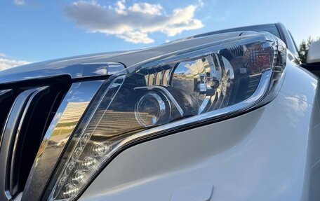 Toyota Land Cruiser Prado 150 рестайлинг, 2015 год, 3 250 000 рублей, 7 фотография