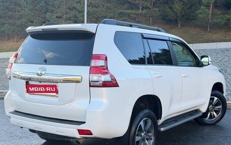 Toyota Land Cruiser Prado 150 рестайлинг, 2015 год, 3 250 000 рублей, 8 фотография