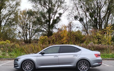 Skoda Superb III рестайлинг, 2019 год, 2 150 000 рублей, 10 фотография