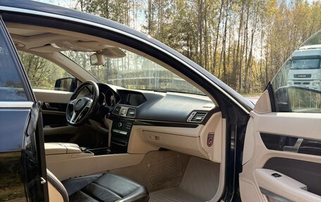Mercedes-Benz E-Класс, 2015 год, 1 800 000 рублей, 2 фотография