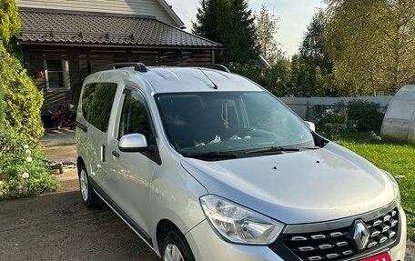 Renault Dokker, 2018 год, 940 000 рублей, 3 фотография