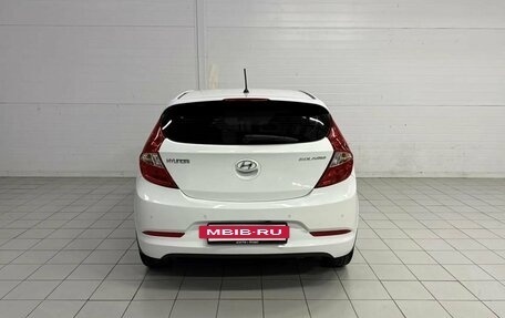 Hyundai Solaris II рестайлинг, 2014 год, 910 000 рублей, 8 фотография