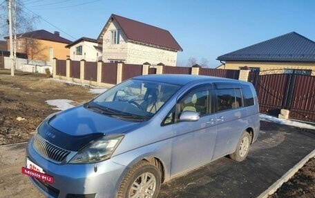 Toyota ISis I, 2008 год, 750 000 рублей, 2 фотография
