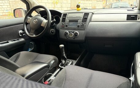 Nissan Tiida, 2010 год, 780 000 рублей, 4 фотография