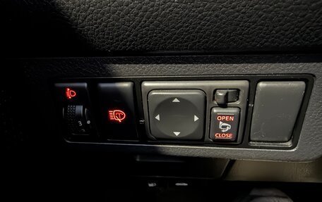 Nissan Tiida, 2010 год, 780 000 рублей, 9 фотография