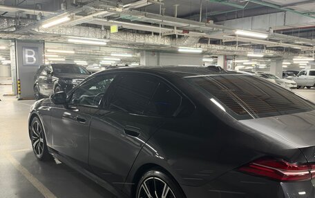 BMW 5 серия, 2023 год, 7 500 000 рублей, 15 фотография