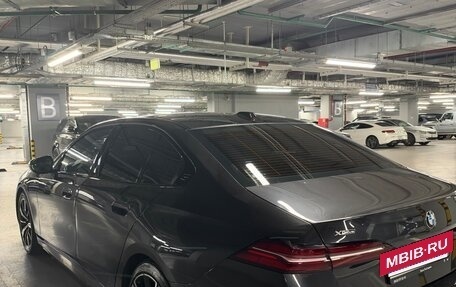 BMW 5 серия, 2023 год, 7 500 000 рублей, 16 фотография