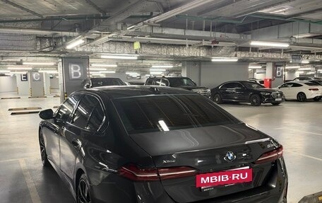 BMW 5 серия, 2023 год, 7 500 000 рублей, 14 фотография