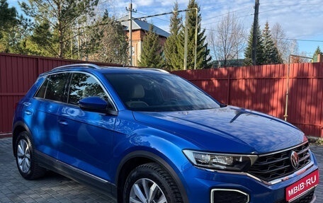 Volkswagen T-Roc I, 2020 год, 2 790 000 рублей, 1 фотография