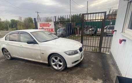 BMW 3 серия, 2010 год, 999 999 рублей, 2 фотография