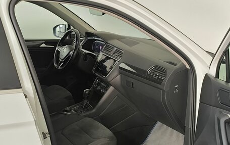 Volkswagen Tiguan II, 2019 год, 2 400 000 рублей, 9 фотография
