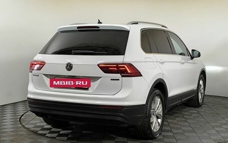 Volkswagen Tiguan II, 2019 год, 2 400 000 рублей, 4 фотография