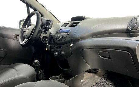 Chevrolet Spark III, 2011 год, 335 000 рублей, 12 фотография