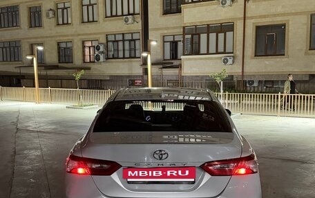 Toyota Camry, 2020 год, 2 200 000 рублей, 8 фотография