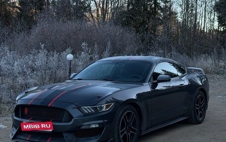 Ford Mustang VI рестайлинг, 2015 год, 2 100 000 рублей, 1 фотография