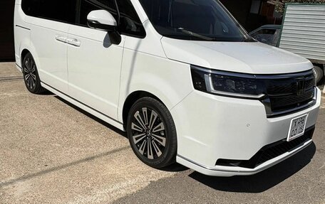 Honda Stepwgn, 2026 год, 4 000 000 рублей, 2 фотография