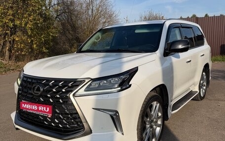 Lexus LX III, 2017 год, 5 995 000 рублей, 1 фотография