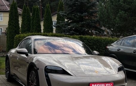 Porsche Taycan I, 2022 год, 10 050 000 рублей, 1 фотография