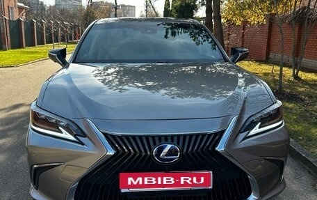 Lexus ES VII, 2021 год, 5 000 000 рублей, 1 фотография
