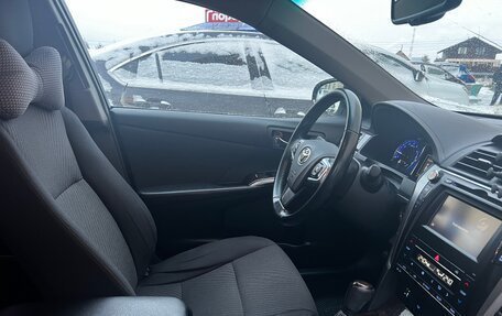 Toyota Camry, 2018 год, 2 200 000 рублей, 16 фотография