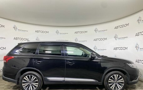 Mitsubishi Outlander III рестайлинг 3, 2019 год, 1 669 900 рублей, 4 фотография