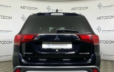 Mitsubishi Outlander III рестайлинг 3, 2019 год, 1 669 900 рублей, 6 фотография