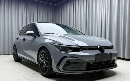 Volkswagen Golf VIII, 2023 год, 2 334 000 рублей, 1 фотография