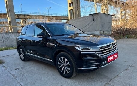 Volkswagen Touareg III, 2020 год, 6 300 000 рублей, 3 фотография