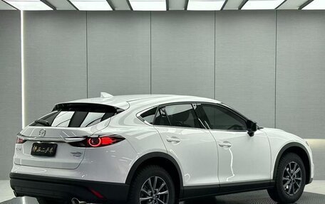 Mazda CX-4, 2023 год, 1 970 000 рублей, 7 фотография