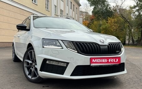 Skoda Octavia RS, 2019 год, 3 590 000 рублей, 9 фотография