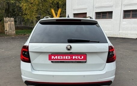 Skoda Octavia RS, 2019 год, 3 590 000 рублей, 12 фотография