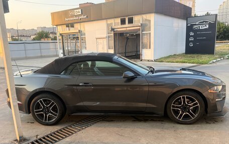Ford Mustang VI рестайлинг, 2017 год, 2 400 000 рублей, 7 фотография