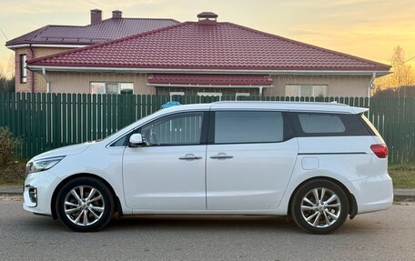 KIA Carnival III, 2019 год, 3 150 000 рублей, 10 фотография